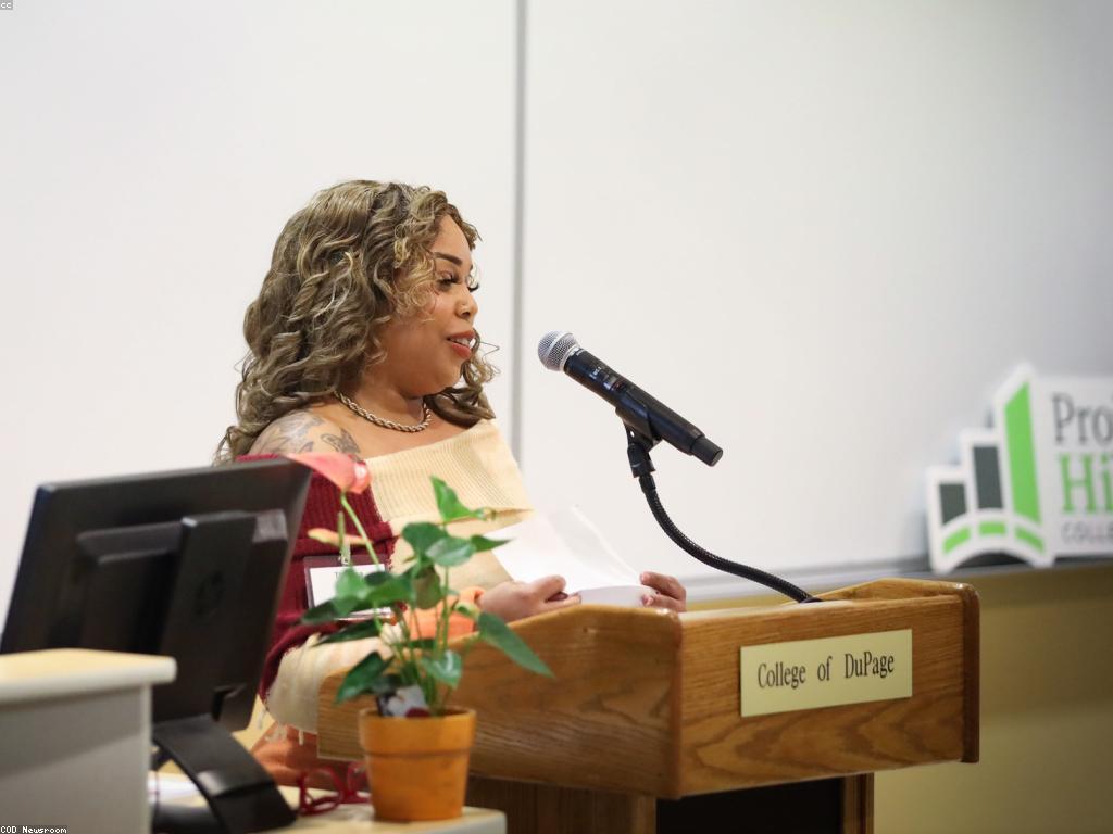 ព័ត៌មានអំពីរង្វាន់: ដំណឹងនិងការពិភាក្សាអំពីរង្វាន់ថ្មីៗ