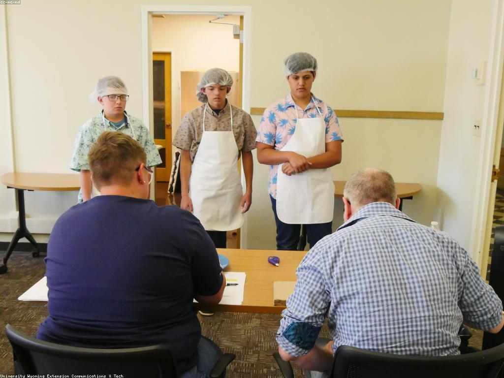 ការផ្តល់ជូន និងអាហារ: ការបង្កើតបទពិសោធន៍ស្វែងរកអាហារដែលល្អប្រសើរ